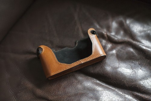 Custodia mezza fotocamera - , in