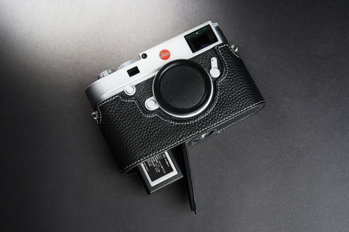 Custodia mezza fotocamera vera